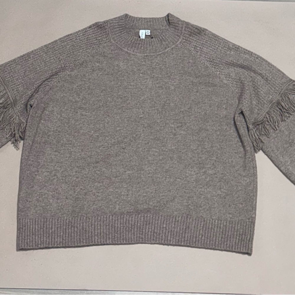 Women's Fringe Sweater - Gray